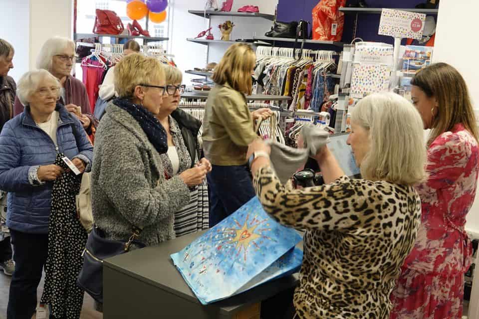 Retail Volunteers